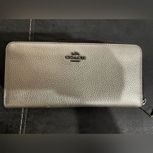 Coach zipper wallet